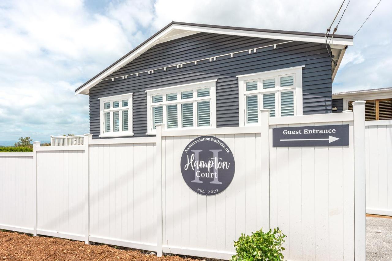Hotel Hampton Court Oneroa Exterior foto